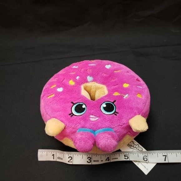 Shopkins D'Lish Donut Plush 6 in Stuffed Toy - Picture 5 of 6
